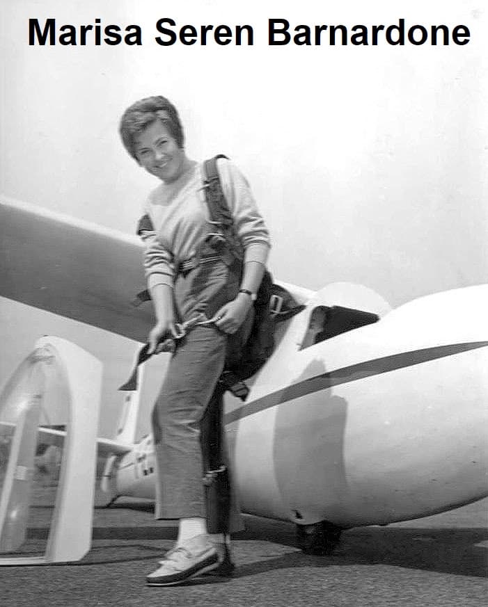 Marisa Seren con il velivolo