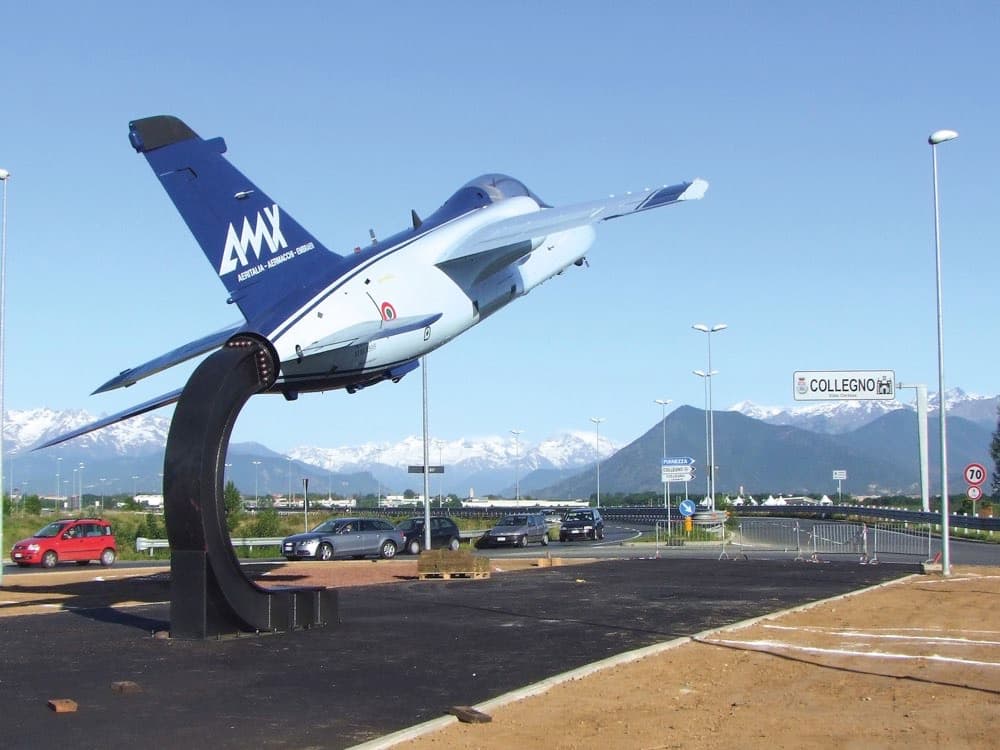 Il 2° prototipo AMX alla rotonda