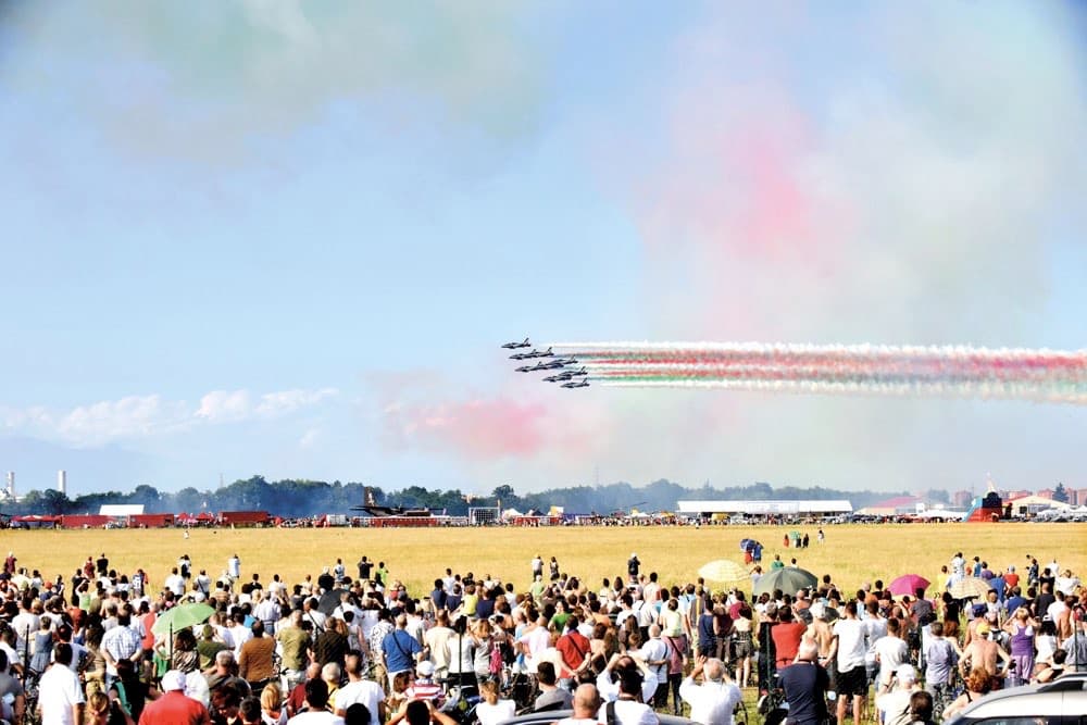 Frecce Tricolori in volo acrobatico