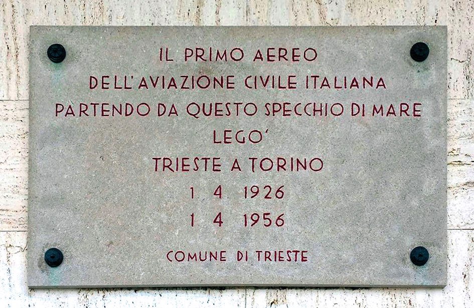 Targa commemorativa di Trieste