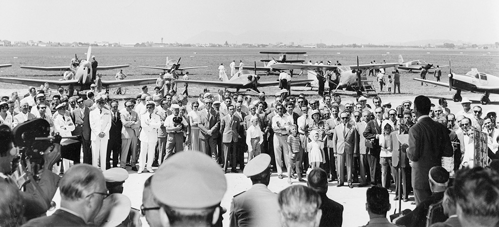 Luglio 1959. Giovanni Agnelli pronuncia il discorso inaugurale