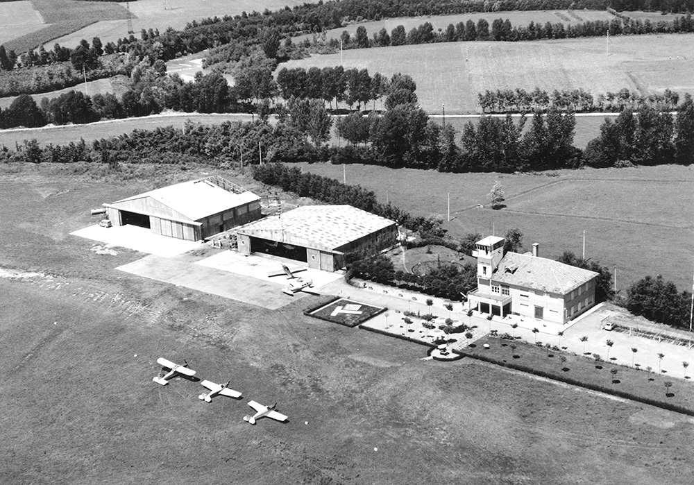 1960. Costruzione dell'hangar numero 2