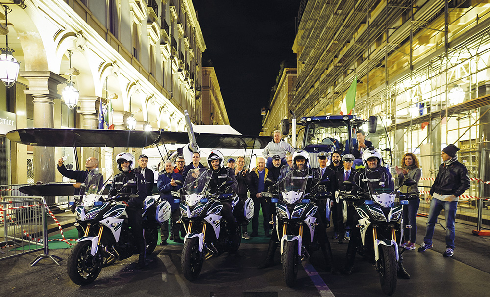 I Vigili Urbani che hanno scortato il trasporto